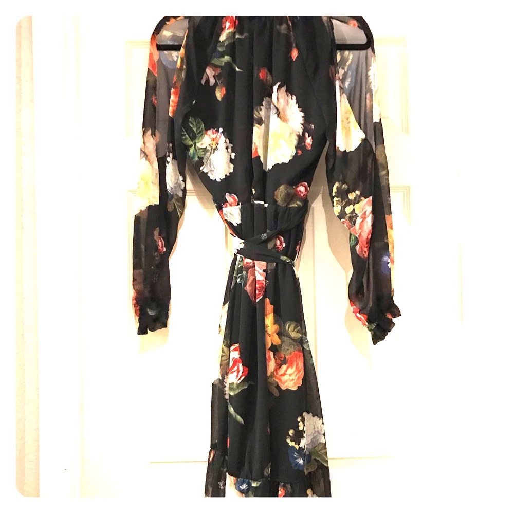 Gibson Latimer Cold Shoulder Wrap Dress